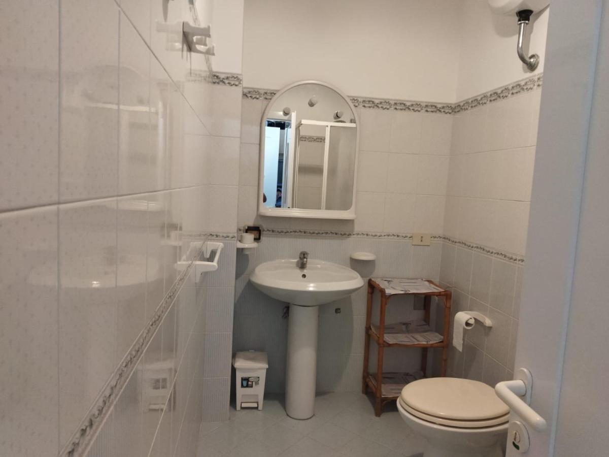 Casa Carina Villa Ponza Eksteriør billede